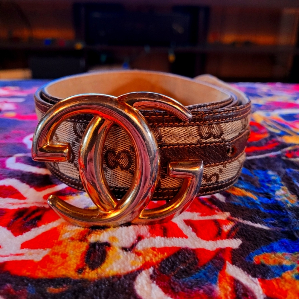Vintage 1970s gucci belt